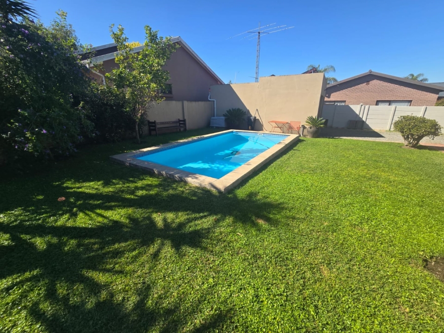 3 Bedroom Property for Sale in Blanco Western Cape